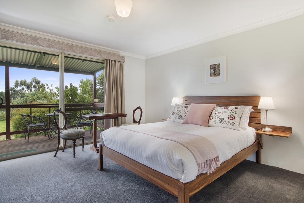 Shambhala Guesthouse Kangaroo Gully Exterior photo