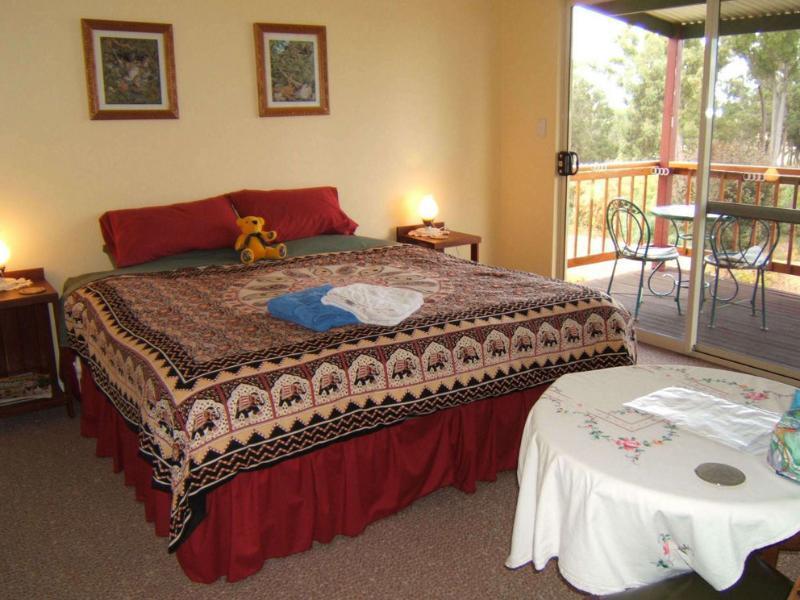Shambhala Guesthouse Kangaroo Gully Exterior photo